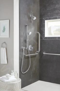 Grohe Essentials - Wandgreep, Chroom 40421001 -Duravit || Geberit || Grohe Verkoopwinkel 0d49ed64007b6ff82047b2b0