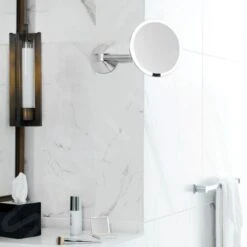 Simplehuman Make-up Spiegels - Spiegel Met LED Verlichting Wandbevestiging, Glanzend Rvs ST3016 -Duravit || Geberit || Grohe Verkoopwinkel 22a526216a5d2da80126ac5c