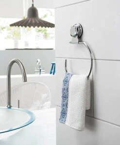 Compactor Bestlock - Handdoekring Met Zuignap, Chroom RAN4699 -Duravit || Geberit || Grohe Verkoopwinkel 596733aa67863ffba37978a1