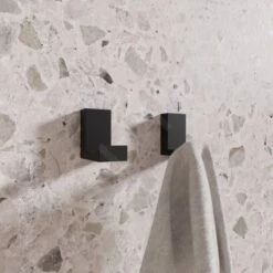 Steinberg 460 - Haakje, Mat Zwart 460 2400 S -Duravit || Geberit || Grohe Verkoopwinkel 68e7b25fab0c5290066a6029