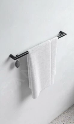 Keuco Reva - Handdoekhouder, Lengte 600 Mm, Mat Zwart 12801370600 -Duravit || Geberit || Grohe Verkoopwinkel 6a7fa9f239ddeae60098e9ae