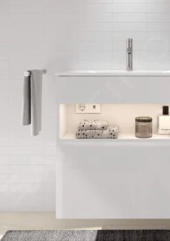 Keuco Stageline - Wastafelonderkast, 650x625x490 Mm, Met Verlichting En USB, Wit 32852300100 -Duravit || Geberit || Grohe Verkoopwinkel 6f9145116da8b829e3b48131