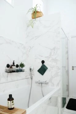 Compactor Bestlock - Multifunctionele Wandplank Met Zuignap 455x138x155 Mm, Zwart RAN9787 -Duravit || Geberit || Grohe Verkoopwinkel a78e4e3cc1f9a6030489fd5e