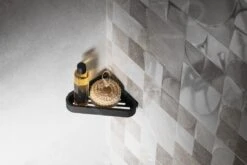 Sapho Gedy Smart - Hoekplanchet Voor Douche 171x30x216 Mm, Mat Zwart 328314 -Duravit || Geberit || Grohe Verkoopwinkel c59014d0eca0c92f66d83485