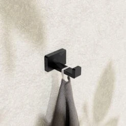 Steinberg 450 - Haakje, Mat Zwart 450 2400 S -Duravit || Geberit || Grohe Verkoopwinkel fc8a98c281c675bbfd3d5a24